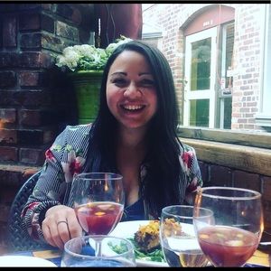 Meet your Posher, Teresa